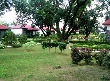 Corbett Leela Vilas Hotell Corbett National Park Exteriör bild