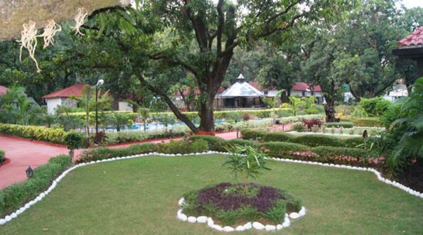 Corbett Leela Vilas Hotell Corbett National Park Exteriör bild
