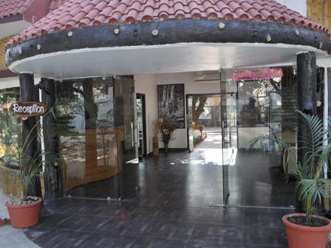 Corbett Leela Vilas Hotell Corbett National Park Exteriör bild